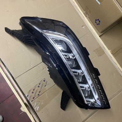 ROEWE SAIC 自動車フィットメント 左ヘッドライト 2018年 ハイコンフィギュレーション スプリング OE 10558959号