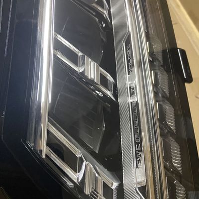 ROEWE SAIC 自動車フィットメント 左ヘッドライト 2018年 ハイコンフィギュレーション スプリング OE 10558959号