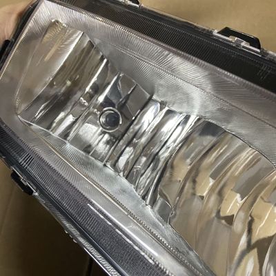 顧客要求を満たすためにROEWE RX5 OE 10258351のための左霧灯