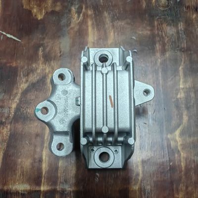 MG GS エンジンのマウントサポート OEM 30064476 性能と安装が簡単