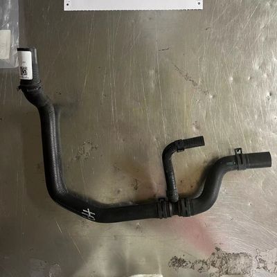 ROEWE SAIC 自動車用冷却液ラジエーターホース OEM 10220360 MG GS RX5