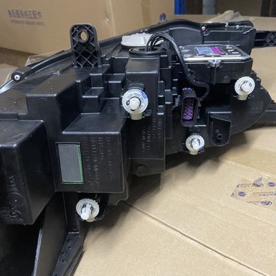 2018年 ハイコンフィギュレーション秋のヘッドライトの状態 ROEWE RX5 OE 10634460