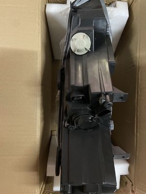 車型MG6 2015-プラスチックハロゲンヘッドライト ヘッドランプ OE 10080149 左ヘッドライト
