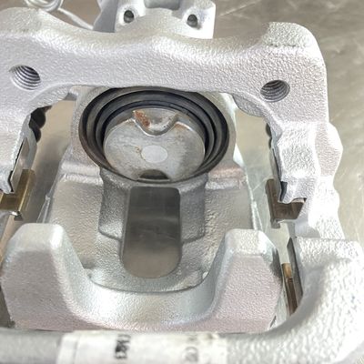 自動車装具 MG SAIC MG GS OE 10142324用の右後ろブレーキホイールシリンダー