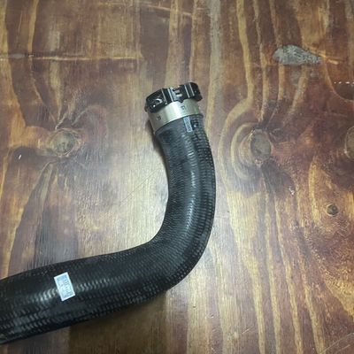ROEWE RX5 MG GS HS 1.5T 自動車冷却システム用インタークーラーチューブ OEM NO 10355187