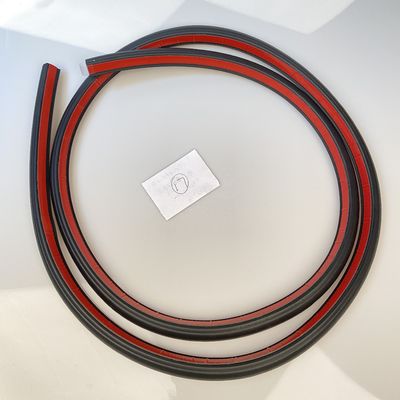 カーフィット ドアのゴムシール ストリップ テスラモデル Y OE 1500058-04