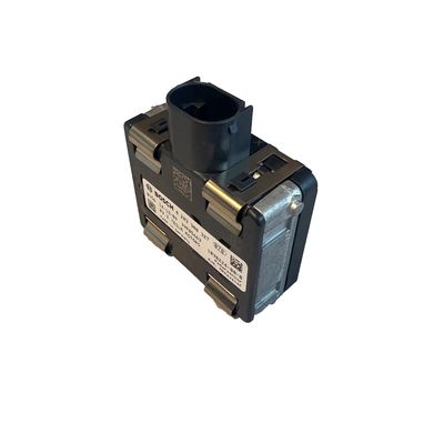 テスラ・カー・フィットメント 自動車用スペアパーツ用クルーズコントロールセンサー 3887A-MRREV014F 1038224-00-B