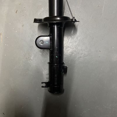 OE NO. 10221920 SAIC ROEWE 360 MG GT オートサスペンション用の前左ショック吸収器