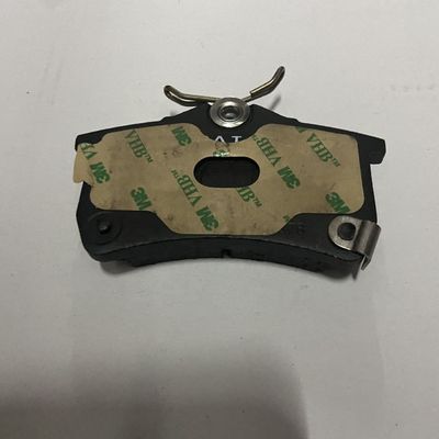 ROEWE I6 と MG5 後部ブレーキパッド OE 10400936 お客様の要求に応じて