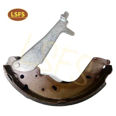 車両モデルT60 SAIC Maxus Superior 停止力のためのバックブレーキパッド OE C00168948
