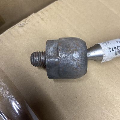 OE 10353671 メタル・タイ・スティッド MG ZS用の内球関節 顧客の要求を満たす